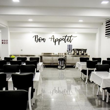 Hotel Ihtis Medugorje Bagian luar foto